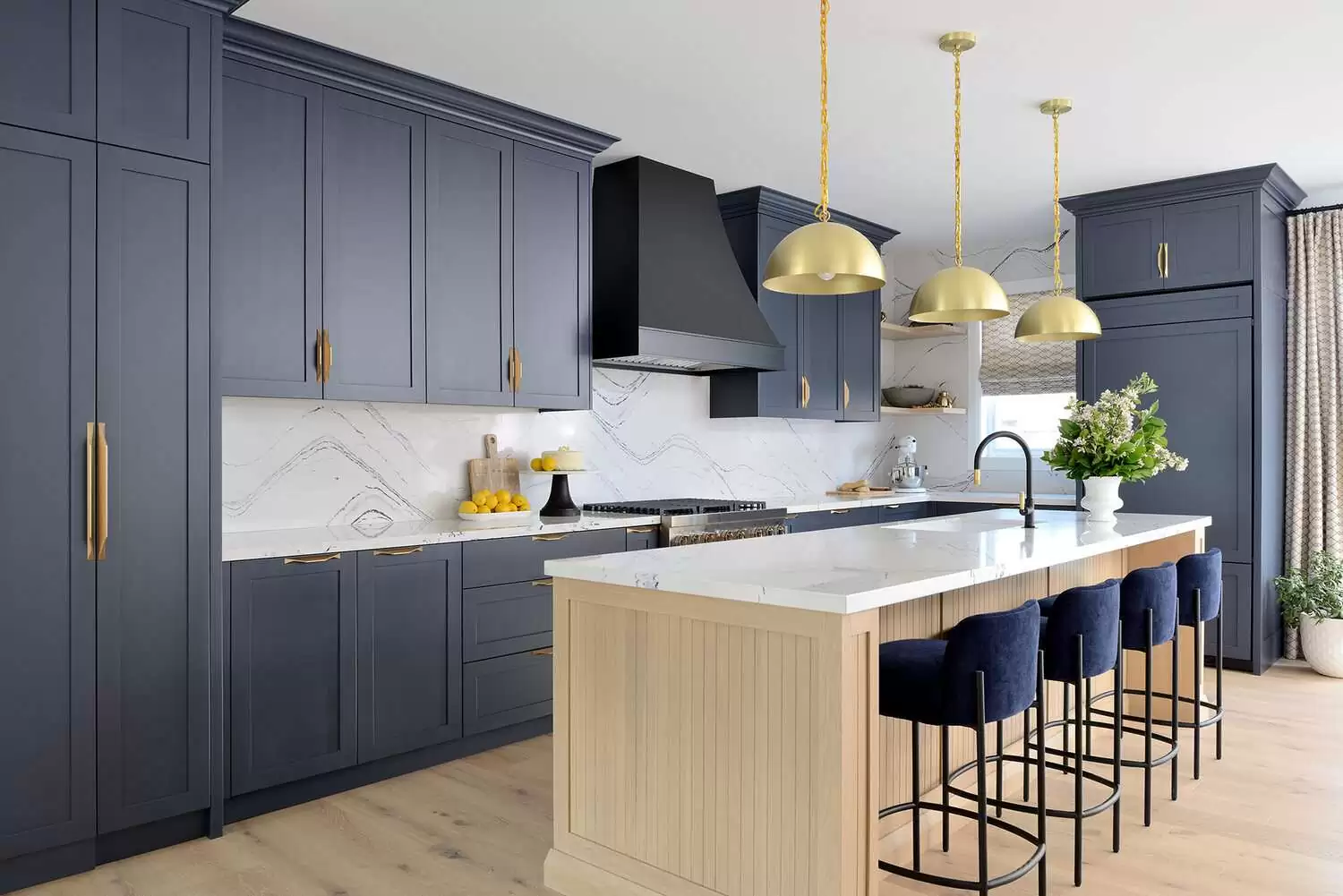 Should Cabinets Be Lighter or Darker Than Countertops